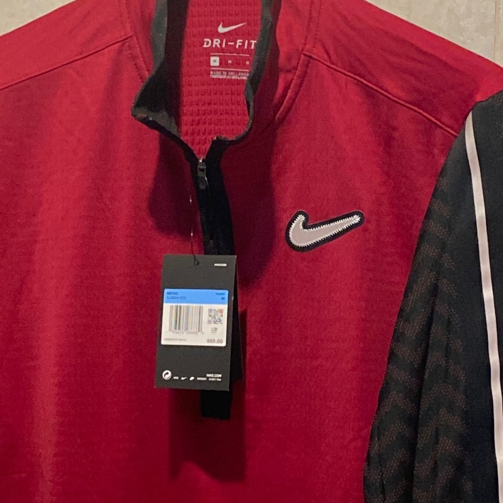 NWT Nike Wild Run quarter zip jacket with reflective trim dark